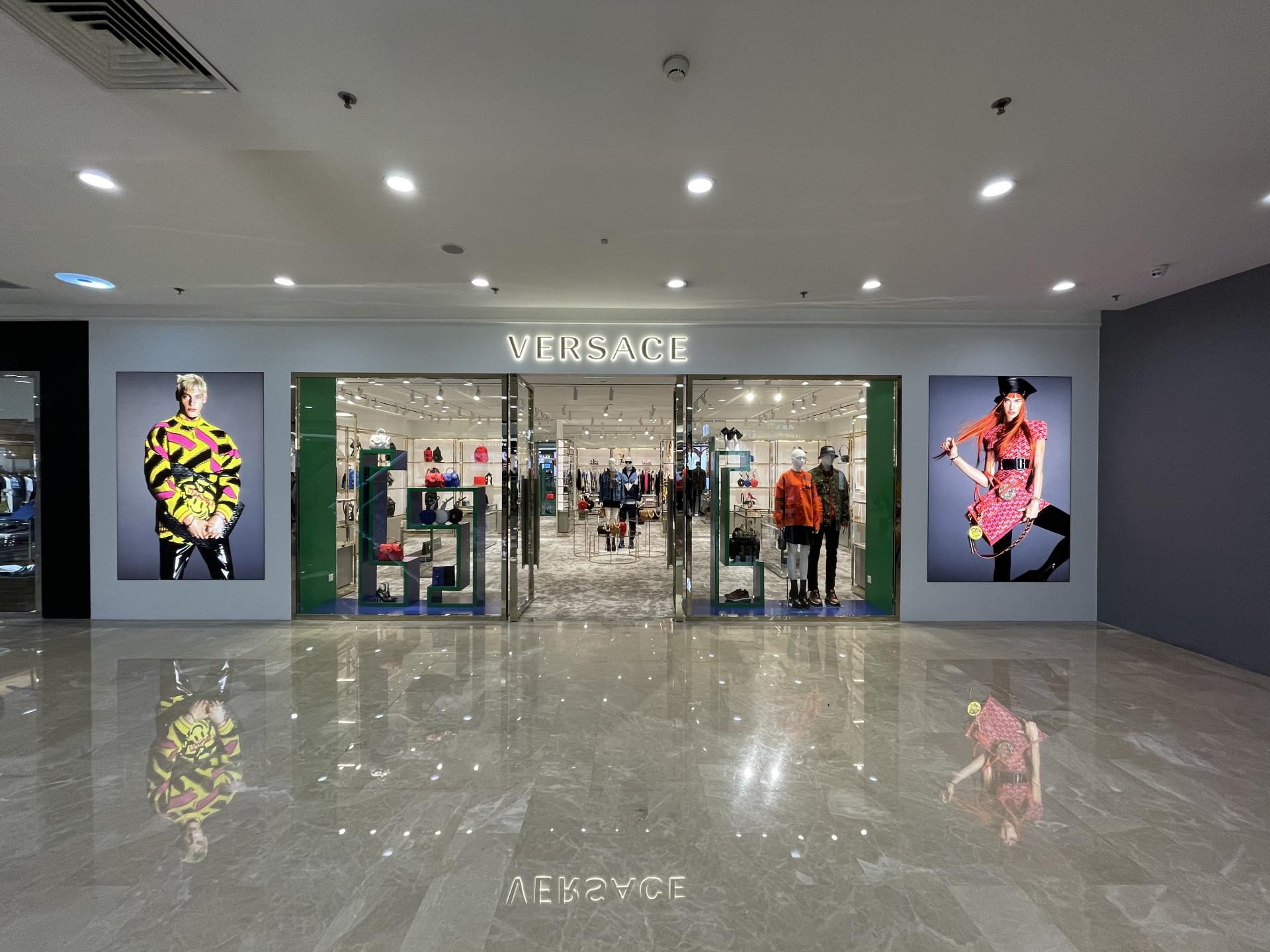 Versace discount jeans store